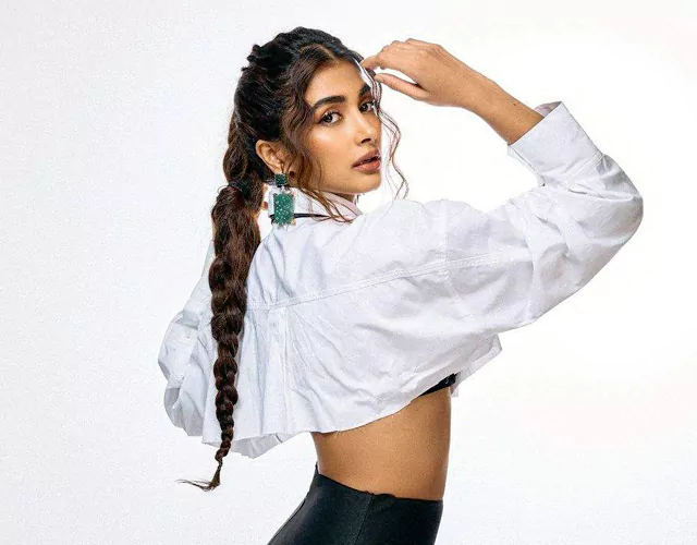 Pooja Hegde New Glam Stills